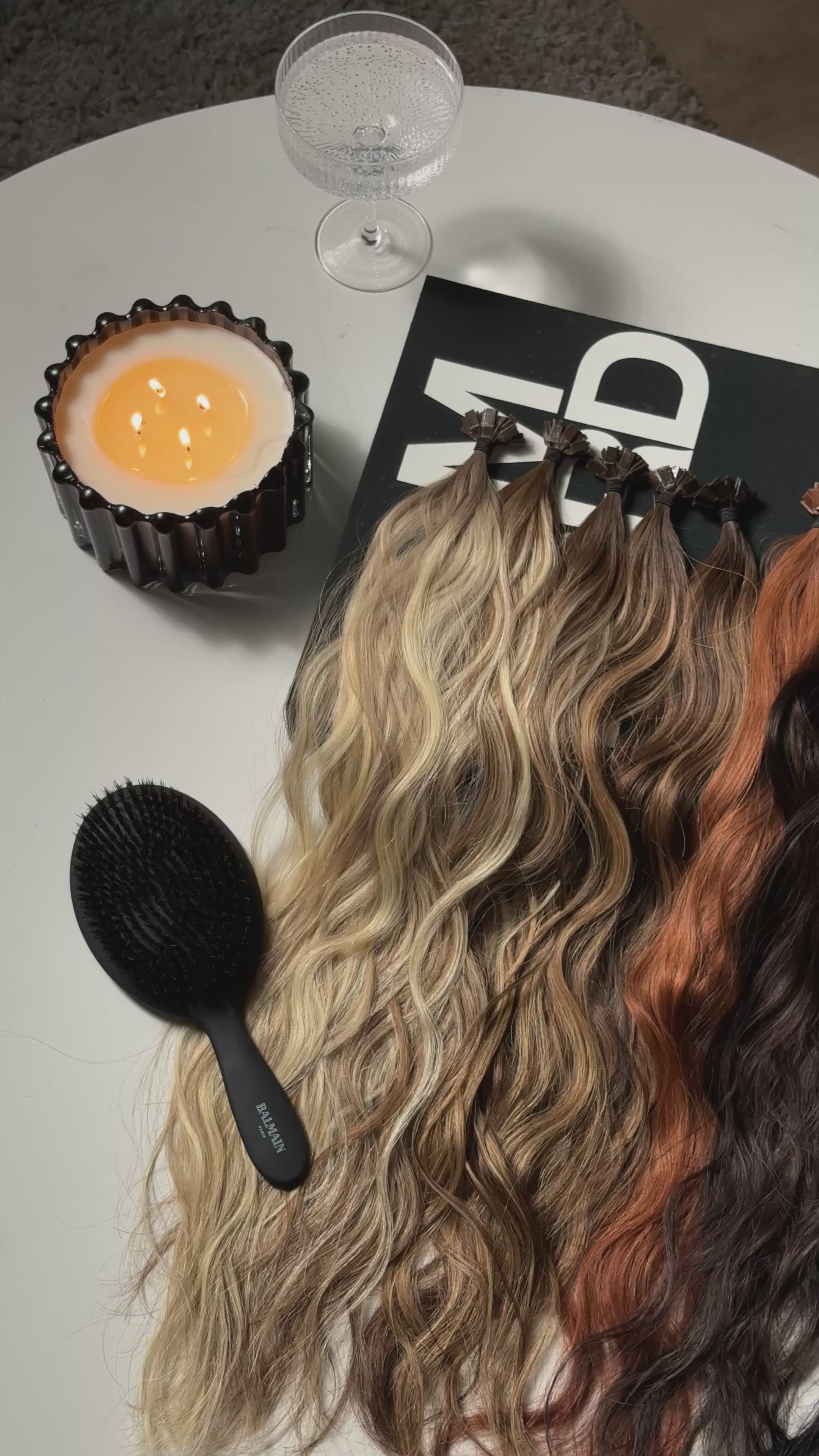 MAKE THE FOCUS THE TOP OF THE HAIR EXTENSIONS
